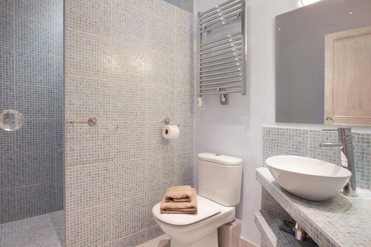 Luxury Barcelona Central City Cosy 3 Bedroom Apartment With Private Terrace Exterior foto